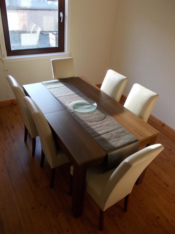 Stornoway Self-Catering Barony Square Villa ภายนอก รูปภาพ