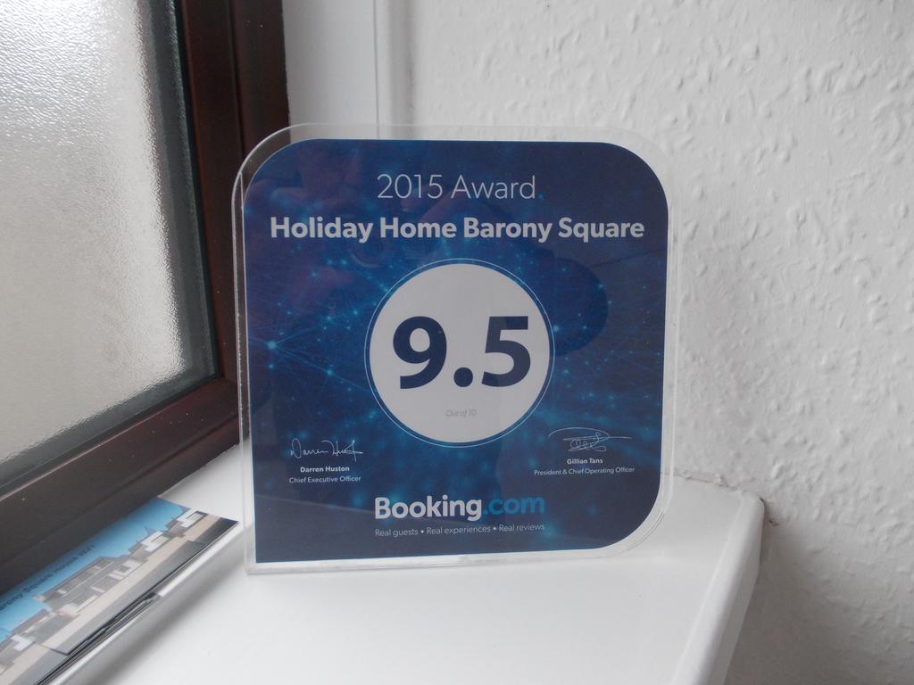 Stornoway Self-Catering Barony Square Villa ภายนอก รูปภาพ